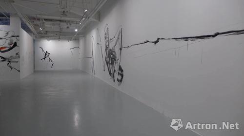 【雅昌快讯】中国首个美术馆"白墙计划"揭幕 谭平"碰撞"卡斯特利