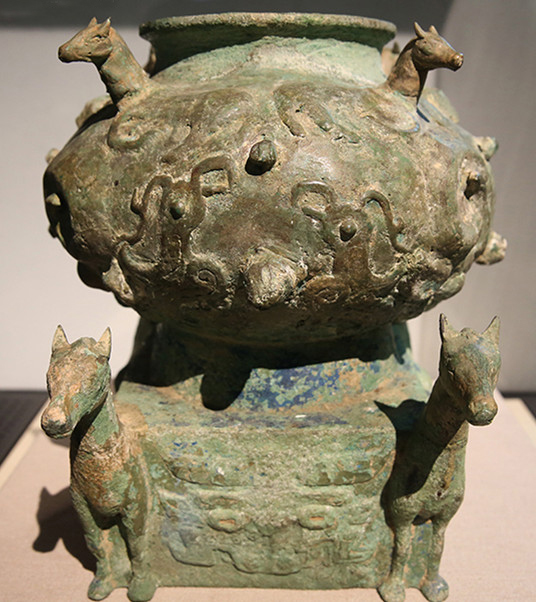 湖南省博镇馆之宝的商周青铜器