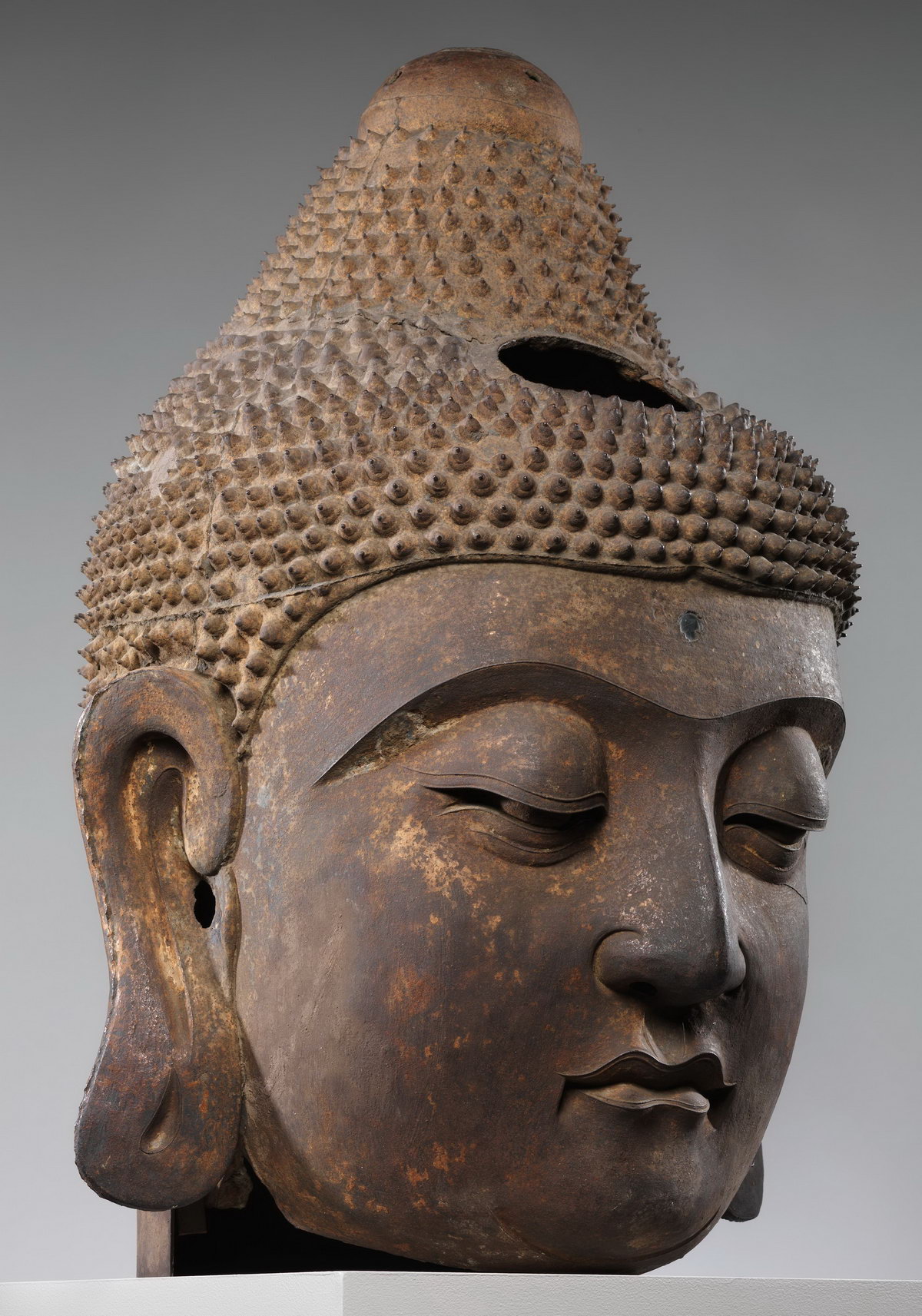 江西水库现佛头说起:中国古代的佛头之美