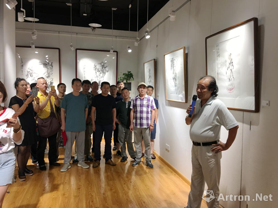 "卢香浮动—熊明画展在梁园画社隆重开幕