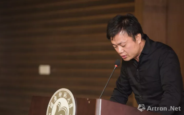 新当选主任黄兴勇
