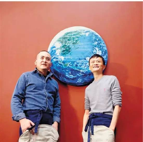 一同被记入当代艺术史 且借由曾梵志他结交了众多社会名流 比如马云