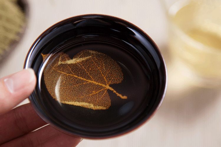 一片叶子烧出天价瓷器,失传700年的手艺,灿烂回归图片