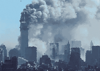 恐怖袭击事件,致使近3000人死亡,包含双子塔在内的7座建筑物坍塌损毁