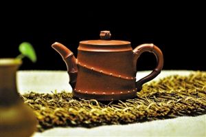 张明强作品《竹根壶》。（受访者供图）