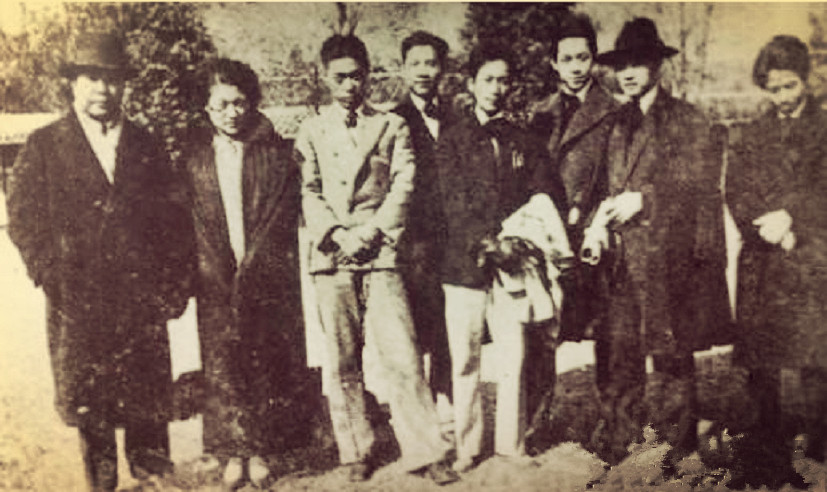 约1928年摄于上海,从左至右为:谢寿康,俞珊,田汉,吴作人,蒋兆和