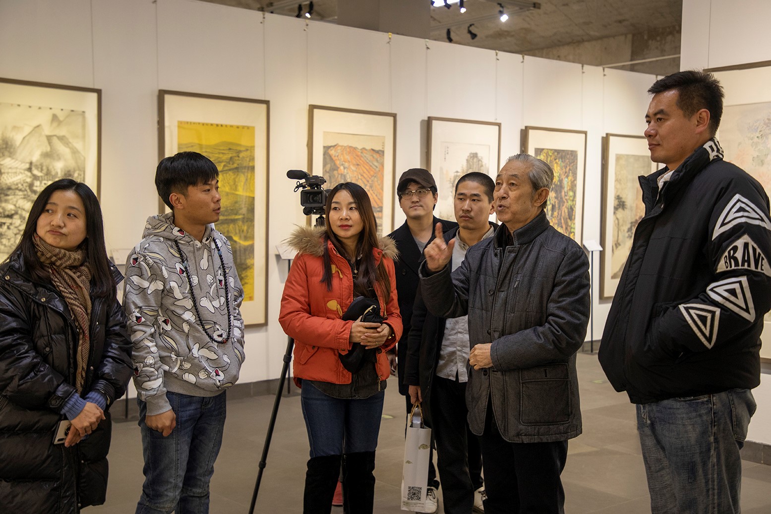 https://image-artexpress.artron.net/app/toutiao/2019/1224/157715748833294840.jpg