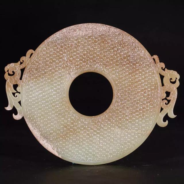 美国 Maven：242件古董艺术品跨境来袭