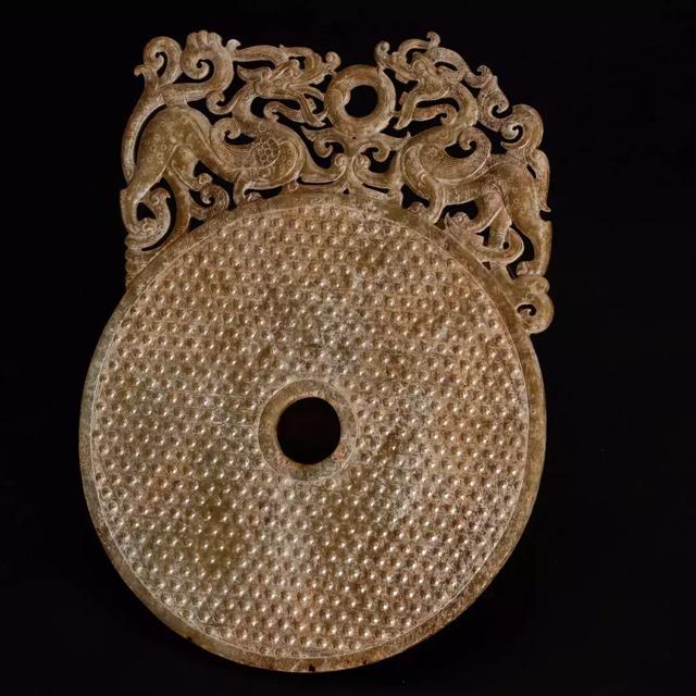 美国 Maven：242件古董艺术品跨境来袭