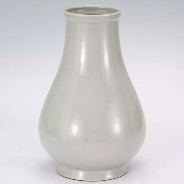 美国 Maven：242件古董艺术品跨境来袭