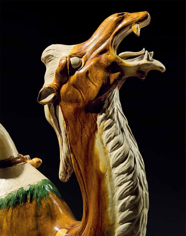 重器再现！佳士得纽约压轴专场中国瓷器及工艺精品细节赏析