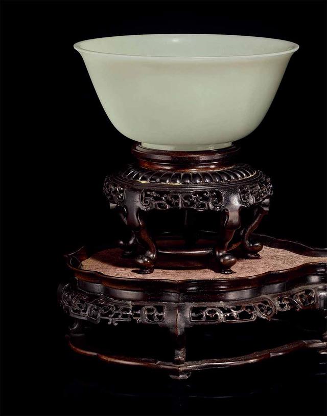 重器再现！佳士得纽约压轴专场中国瓷器及工艺精品细节赏析