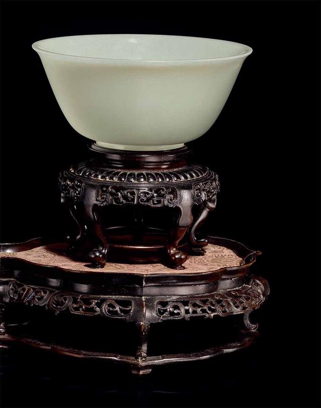 重器再现！佳士得纽约压轴专场中国瓷器及工艺精品细节赏析