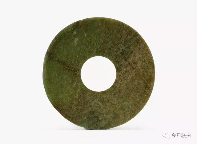 这家英国拍行的东西，行家看了连说好...