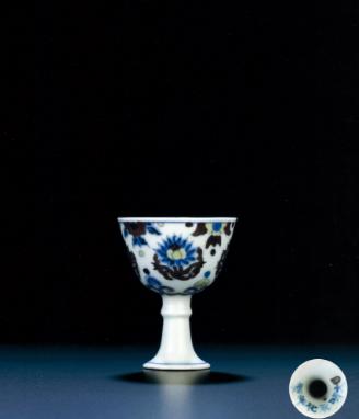 香港纪伯伦国际拍卖集团：瓷器史上的瑰宝——斗彩的成交记录