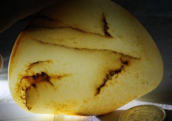 五招教你鉴定真假和田玉籽料 五招教你鉴定真假和田玉籽料