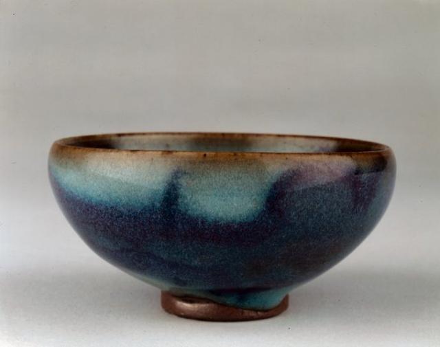 黄金有价钧无价：钧窑瓷器的辨认与收藏潜力