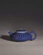 享誉收藏界——单色釉霁蓝釉