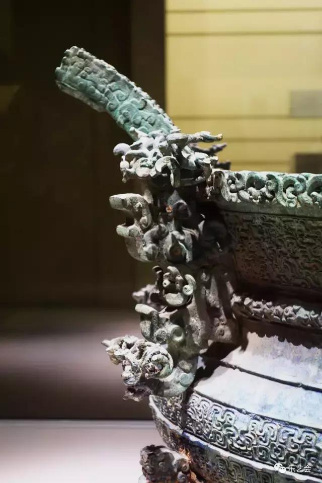从妇好夔足铜鼎到王子午鼎:河南博物院藏青铜之三