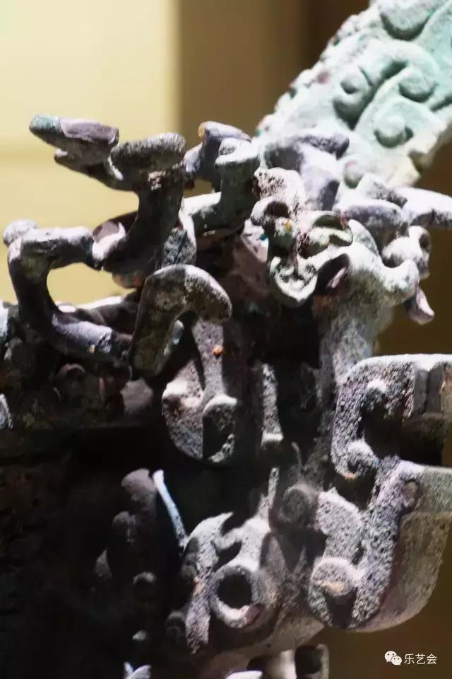 从妇好夔足铜鼎到王子午鼎:河南博物院藏青铜之三