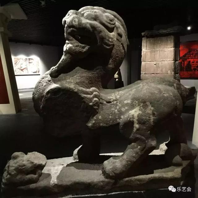 古代南方丝绸之路遗珠:施隆多夫分享雅安博物馆