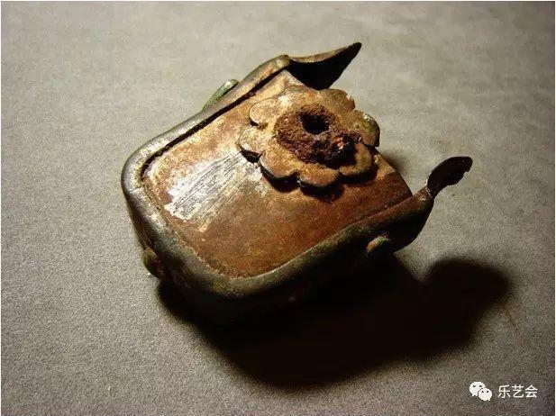 不戒:《从藏族冷兵器看汉藏关系系列之藏刀篇》