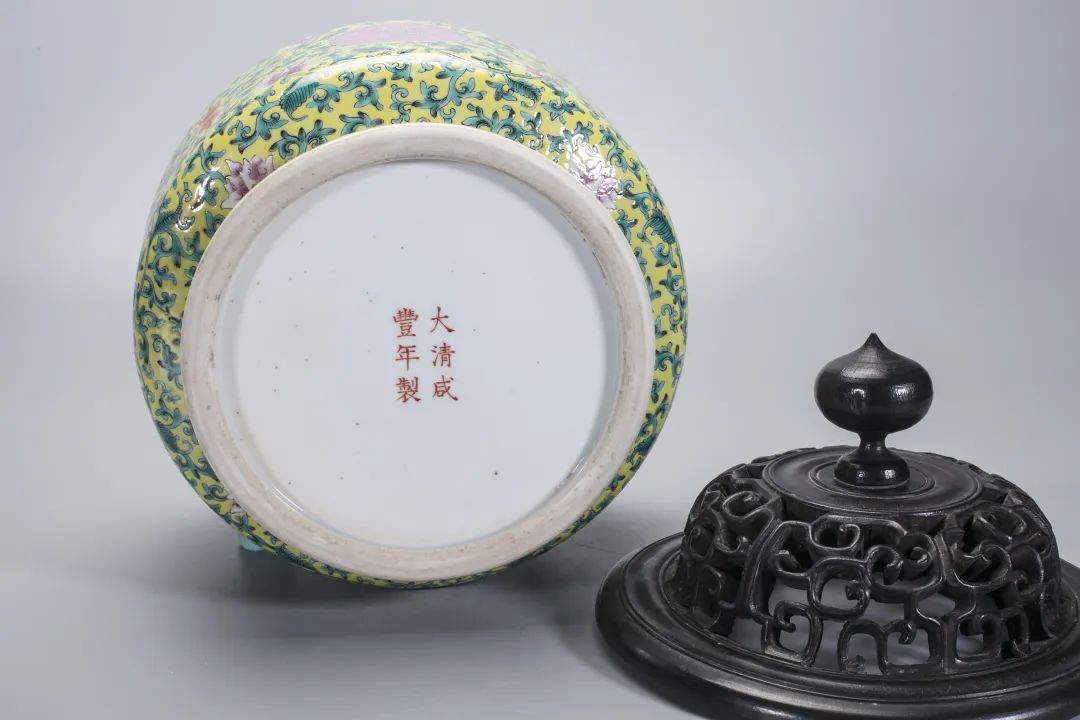 正規通販商品 青磁　上海芸術博物院　大清光緖年製 置物